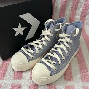 Converse Lift Hi platform sneaker
